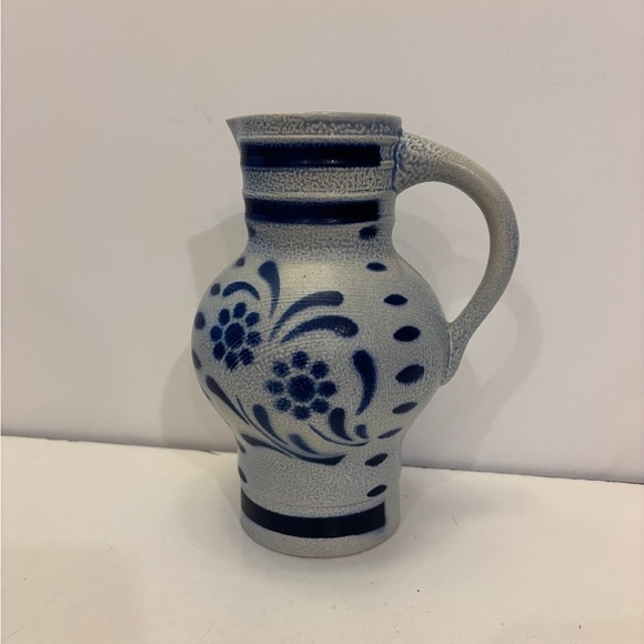 Blue salt glaze Westerwald German pitcher - Picture 3 of 7